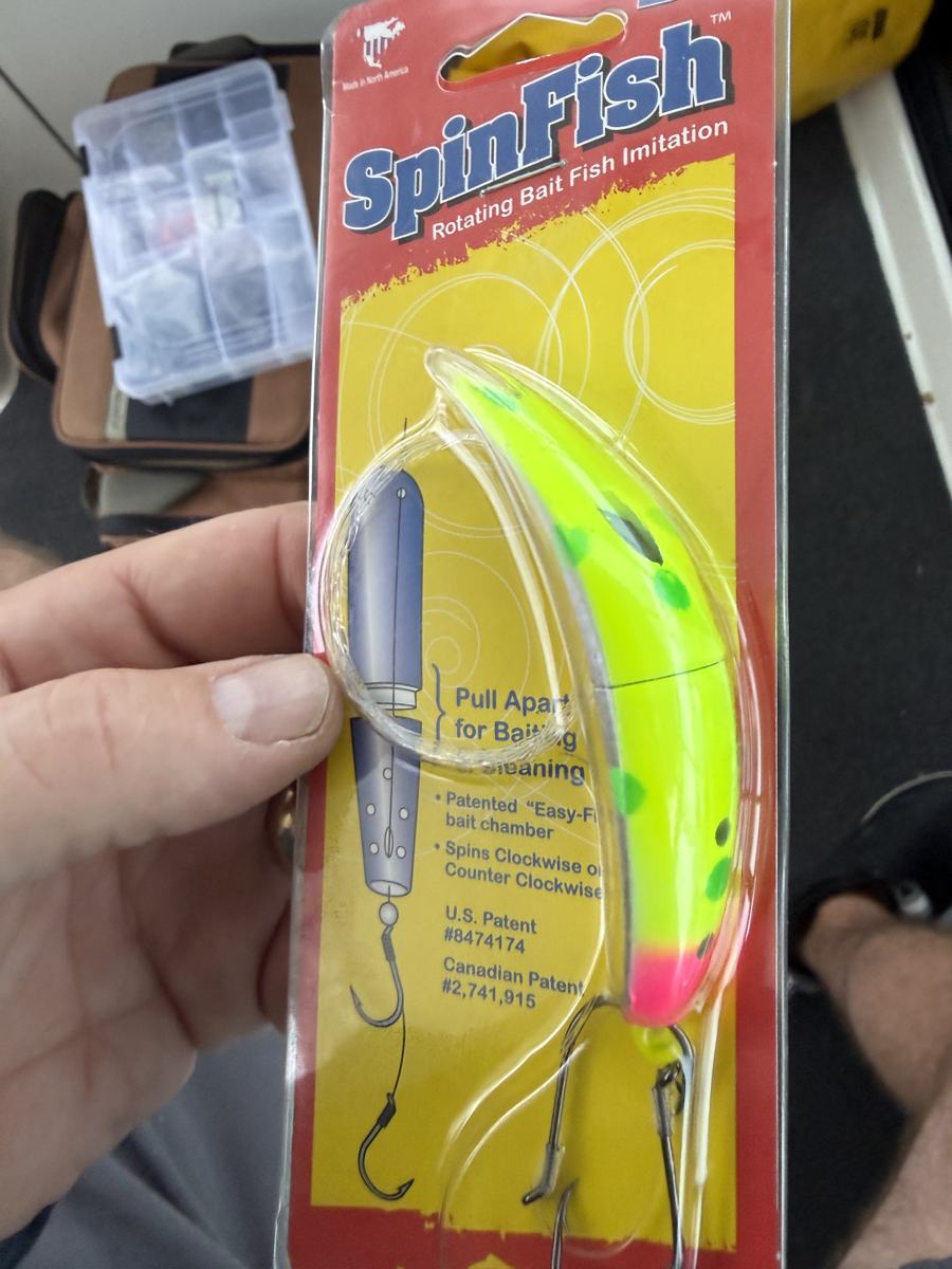 Monkey Pickles SpinFish rotating bait-fish lure
